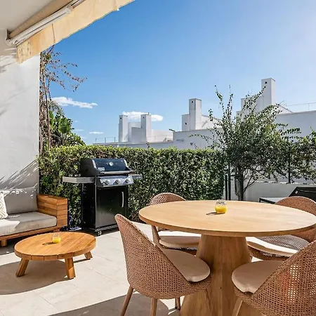 度假居 Ocean Beachside House With Pool *