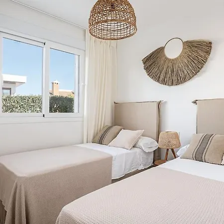 Ocean Beachside House With Pool Holiday home Conil De La Frontera