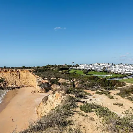 Ocean Beachside House With Pool 46
